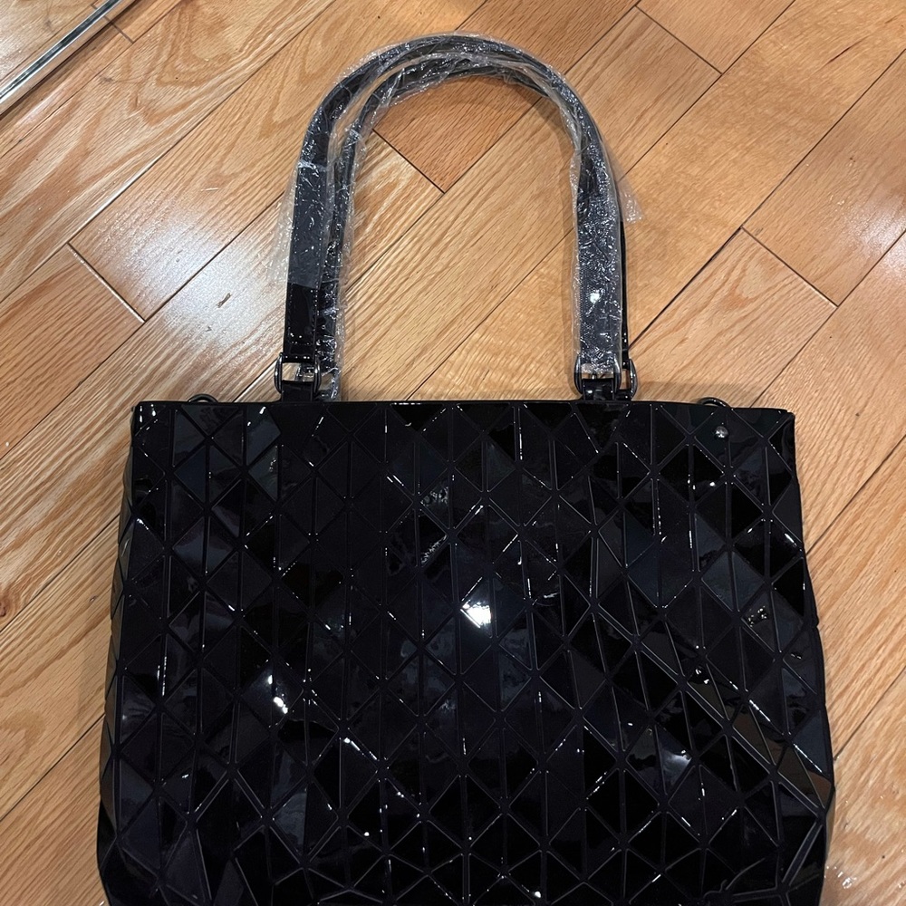 Reflective hexagon bag